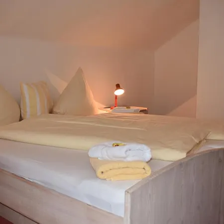 Guest house Landhaus Alpenrose - Feriendomizile Pichler