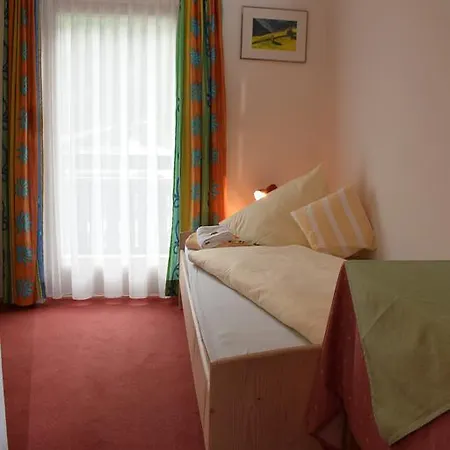 Guest house Landhaus Alpenrose - Feriendomizile Pichler Heiligenblut