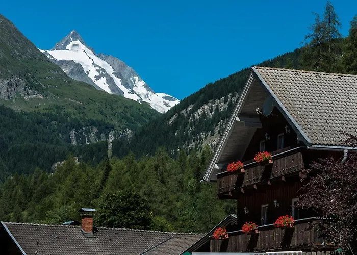 Landhaus Alpenrose - Feriendomizile Pichler 3* Heiligenblut