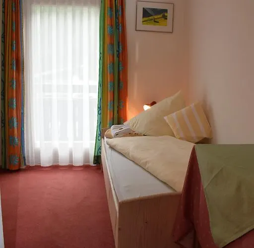 Guest house Landhaus Alpenrose - Feriendomizile Pichler Heiligenblut